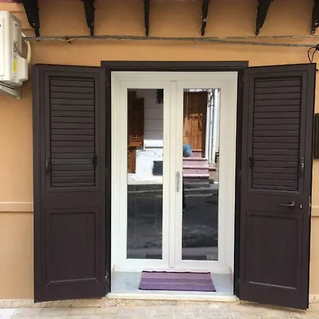 Casetta Sant'elia Da Filippo بيت للعطل بورتيشيلو