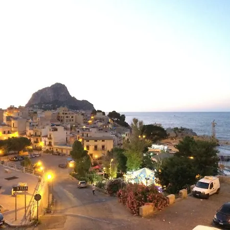Casetta Sant'elia Da Filippo * بورتيشيلو
